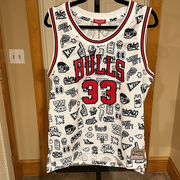 Scottie Pippen Chicago Bulls Women’s 1997 Doodle Swingman Reproaz Jersey – White - Picture 7 of 16